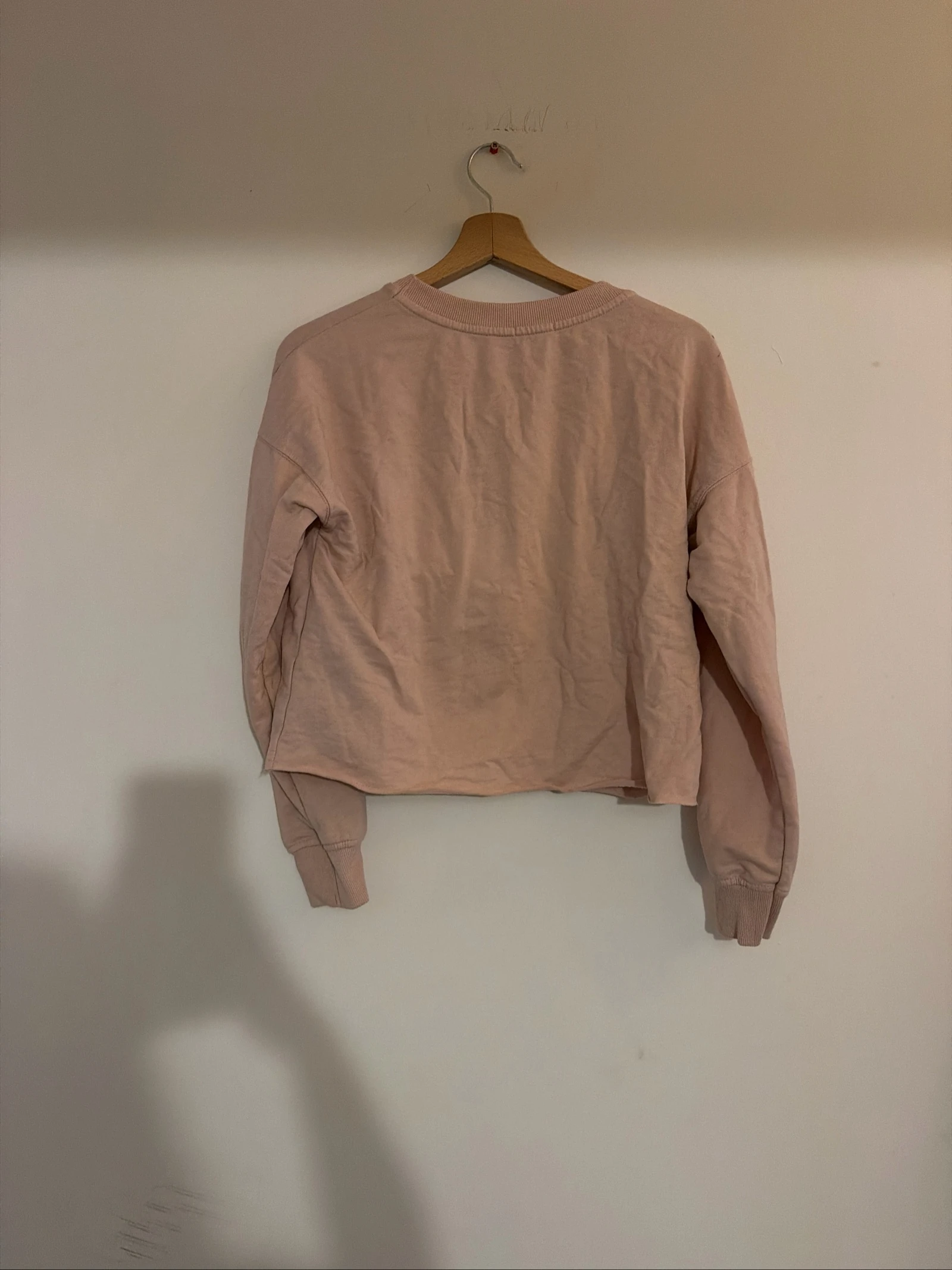 Light pink sweater with lama design by Bershka, size S in good condition – photo 5